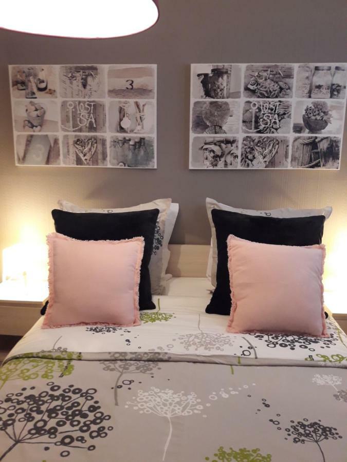 Escale 148 Apartman Montluçon Kültér fotó